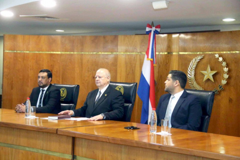 Presidente Benítez Riera participó en la apertura de charlas sobre prevención y erradicación de la violencia.