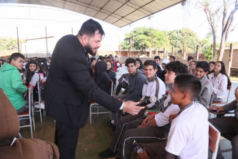 Desarrollo del Programa "Educando en Justicia" en Capitán Bado.