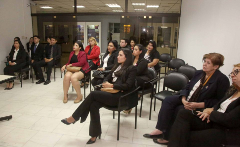 Estudiantes de Derecho visitaron Museo de la Justicia