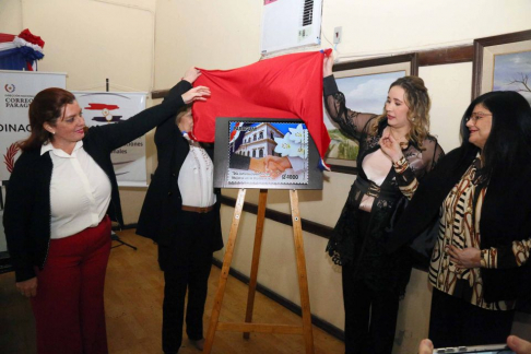 Ministra Llanes participó del acto por el Día Internacional de las Mujeres en la Diplomacia.