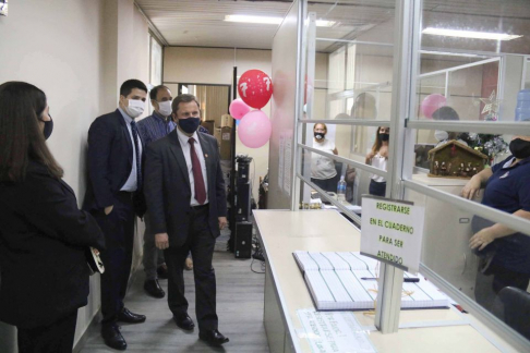 El presidente de la Corte realizó un recorrido por los Juzgados de la Niñez y Adolescencia.