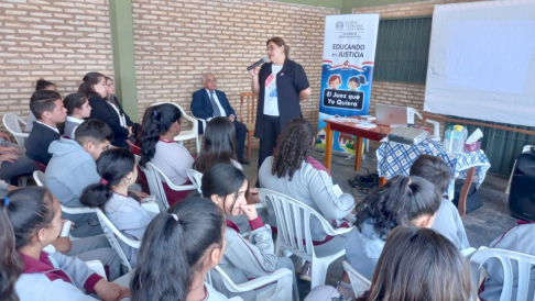 Alumnos de Emboscada se capacitaron a través del taller El Juez que yo quiero