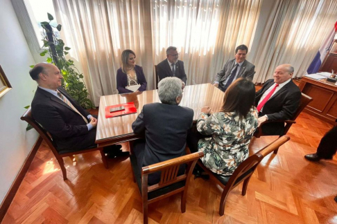 Autoridades judiciales recibieron a representantes de gremios de magistrados .