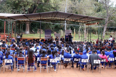 La Secretaría de Educación de la Corte Suprema de Justicia llevó a cabo el cierre del Programa Educando en Justicia en la Escuela Básica y Colegio Cnel. Teófilo Miranda, ubicada en la ciudad de Cerro Corá.