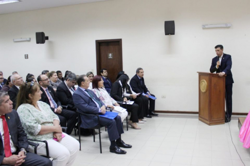 Los ministros superintendentes de la Circunscripción Judicial de Paraguarí, doctores, Víctor Ríos y Gustavo Santander Dans así como el ministro, doctor Manuel Dejesús Ramírez Candia realizaron día de gobierno en Paraguarí.