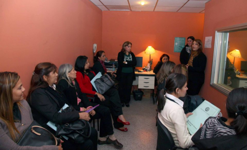 Durante el simulacro de entrevista en cámara Gesell.