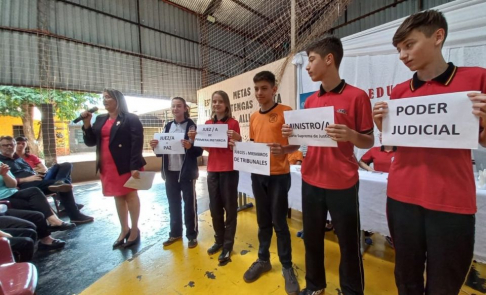 Dando continuidad a los talleres educativos denominados “El Juez que yo quiero”, la Secretaría de Educación de la Corte Suprema de Justicia este miércoles 26 de julio impartió charlas educativas en las zonas de Tavapy y Santa Rosa del Monday.