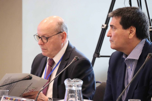 El vicepresidente primero y titular de la Sala Constitucional, doctor Gustavo Santander Dans, junto al ministro y miembro de la misma sala, doctor César Diesel Junghanns, en representación de la Corte Suprema de Justicia.