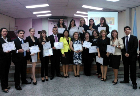 El acto de entrega de títulos a los/as mediadores/as del Poder Judicial que participaron del curso “Formación Avanzada en Mediación”.