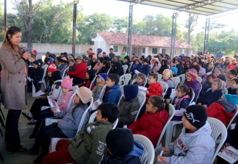 Educando en Justicia instruyó a alumnos de Puerto Antequera.