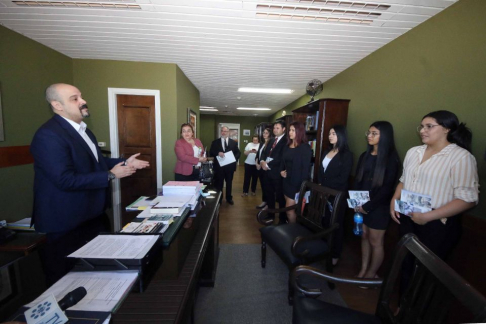 Alumnos de Derecho UNI visitaron Palacio de Justicia de Capital.