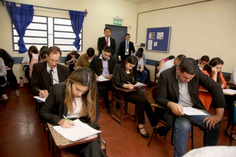 Realizan examen de conocimientos para cargos vacantes en Santa Rosa de la Aguaray.